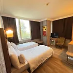 Lounge Hotel