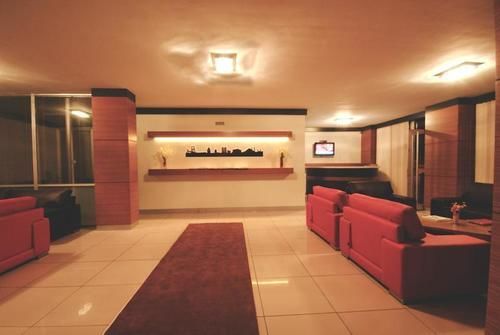 Hotel Lounge 2*